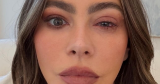 “Sono finita al pronto soccorso”: Sofía Vergara assente agli Emmy 2025, ecco che cosa è successo