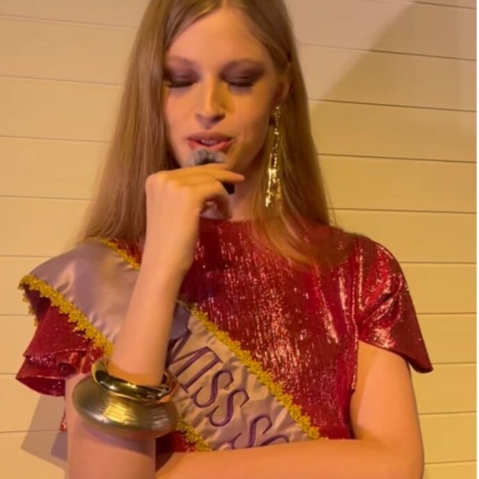 “La moda è la mia protesta contro chi nega i nostri diritti”: Vivian Wilson, la figlia trans ripudiata di Elon Musk sfila in passerella alla fashion week di New York