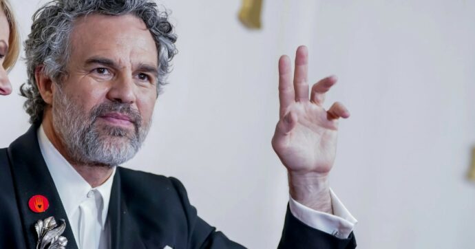 Con la kefiah sul red carpet anti-genocidio