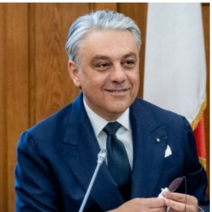 Luca de Meo è il nuovo direttore generale di Kering: rilanciare Gucci e ridurre il debito i suoi obiettivi. Ecco cosa cambia nella moda
