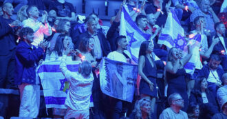 Eurovision 2026, la partecipazione di Israele è ancora in bilico. Il cancelliere austriaco Christian Stocker: “Errore fatale escludere lo Stato Ebraico”