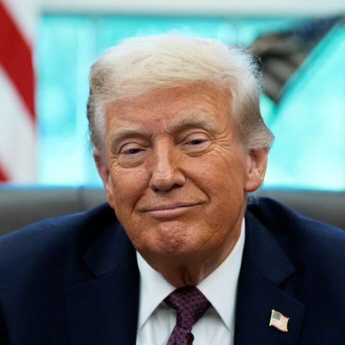 Trump se la prende pure con Hollywood, “100% di dazi su tutti i film realizzati fuori dagli Usa”