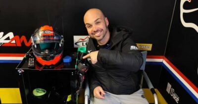 Copertina di “Hanno finto che si potesse ancora salvare solo per continuare le gare”: la denuncia del meccanico amico del pilota Gabriele Cottini