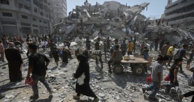 Copertina di Gaza City, esodo verso Al Mawasi: “La fuga costa mille dollari”. “E qui al sud c’è solo fame”