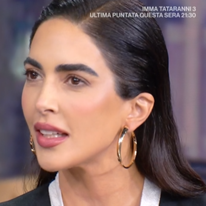 “Preferisco restare in silenzio e non perché io abbia qualcosa da nascondere… Il mio silenzio è segno di rispetto e tutela per le mie figlie”: parla  Rocio Munoz Morales