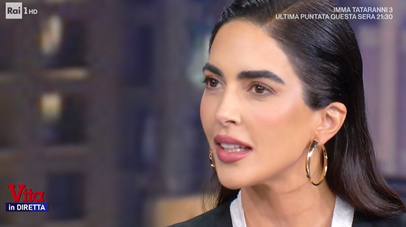 preferisco restare in silenzio e non perch233 io abbia qualcosa da nascondere8230 il mio silenzio 232 segno di rispetto e tutela per le mie figlie parla rocio munoz morales
