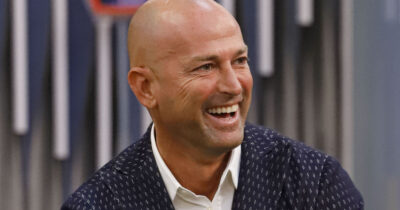 Copertina di “Una volta ho messo sul petto un etto di rognone contro il malocchio. Non lavoro e mi godo la vita. Il calcio? Ero troppo bello”: così Stefano Bettarini