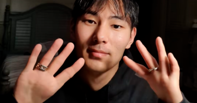 Copertina di “Sono nato senza pollici, ma non mi servono”: il tiktoker Qiao Aalbers spiega la sua vita sui social