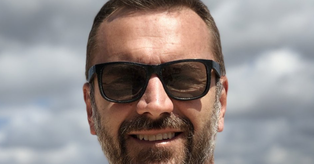 “Maurizio Crozza non molla mai, non gli sfugge nulla, è pignolo al massimo. Finché non ha capito cosa vada bene, non cede”: parla l’autore Andrea Zalone