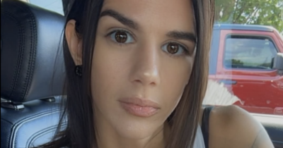 Copertina di “Basta contenuti hard in streaming, ho iniziato a studiare la Bibbia. Vi saluto”: l’addio a sorpresa di Sarah Sizzle. Fan sorpresi e furiosi: “Abbiamo pagato”