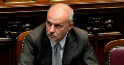 Copertina di Due incarichi al braccio destro di Schillaci