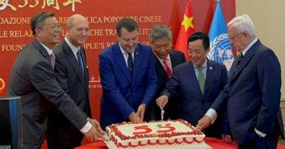 Copertina di Russia, Salvini rivendica il saluto all’ambasciatore