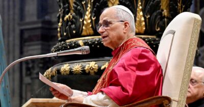 Copertina di Leone si smarca da Francesco: “La Nato  non ha iniziato guerre”