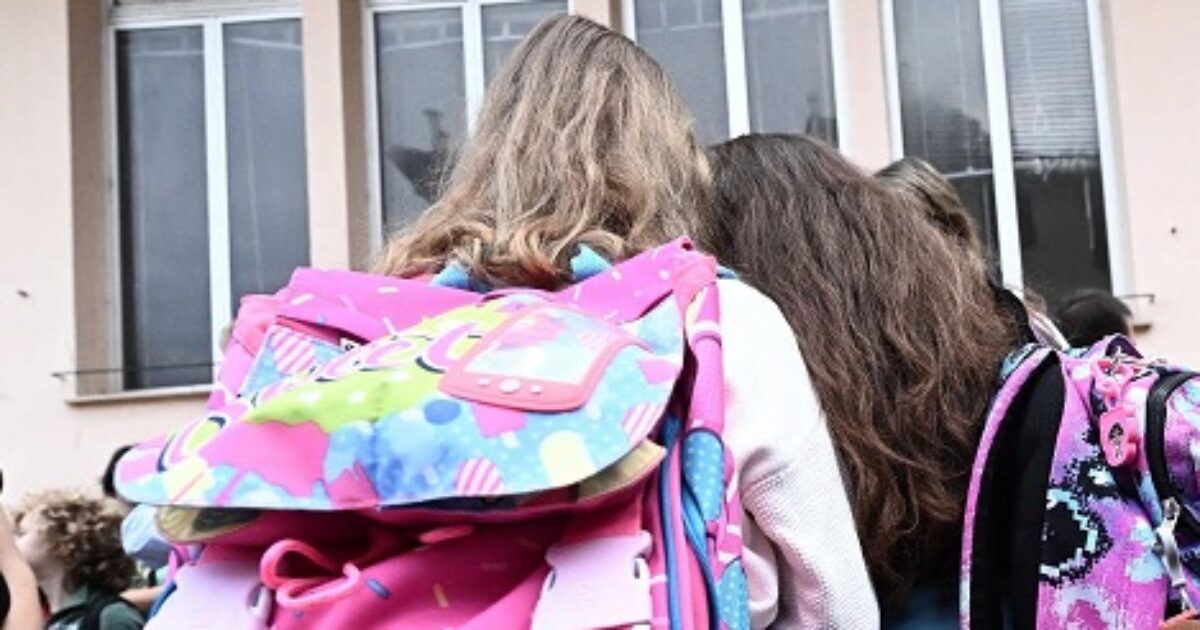 passo indietro della lega sull8217educazione alla sessualit224 dopo le polemiche cade il divieto per le scuole medie