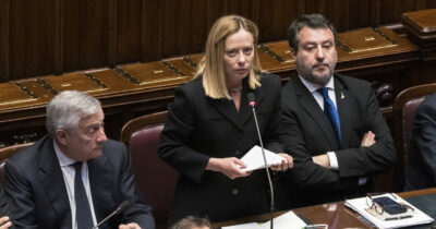 Copertina di Omicidio Kirk, alzato il livello di scorta a Tajani e Salvini. Il leader di Fi: “Brutto clima, abbassare i toni”