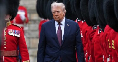 Copertina di Trump designa il Antifa come “organizzazione terroristica”. “Azione contro chi a sinistra fomenta la violenza”