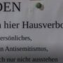 Copertina di Choc in Germania per cartello con la frase: “Vietato l’ingresso agli ebrei”. Negoziante indagato