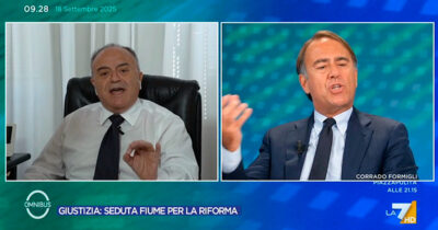 Copertina di Scontro Cangini-Gratteri. “Lei ha troppa visibilità”. “Mi preoccupa che lei voglia una magistratura debole”. Su La7