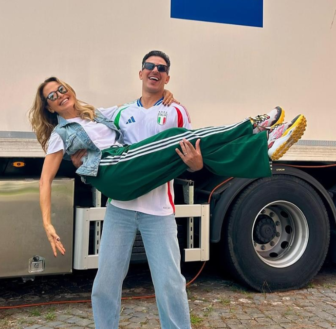 “Non temo né i pregiudizi della gente né la giuria. Barbara D’Urso mi segue e il ballo vincerà su tutto”: Pasquale La Rocca parla della sua partner a Ballando con Le Stelle