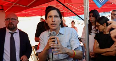 Copertina di A Reggio Emilia incetta di poltrone per i trombati dem