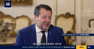 Copertina di Risposte a occhi chiusi, sorrisi lusingati, sospiri: l’intervista di Salvini alla tv israeliana che sembra quasi un esame | Il video