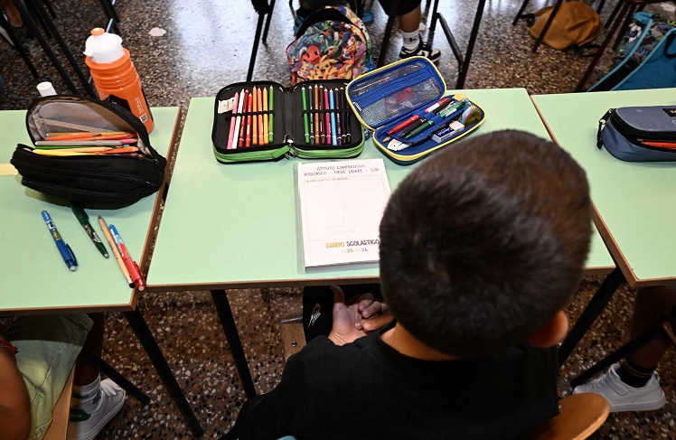 Sicurezza nelle scuole, crolli ancora in aumento. E crescono gli infortuni degli studenti