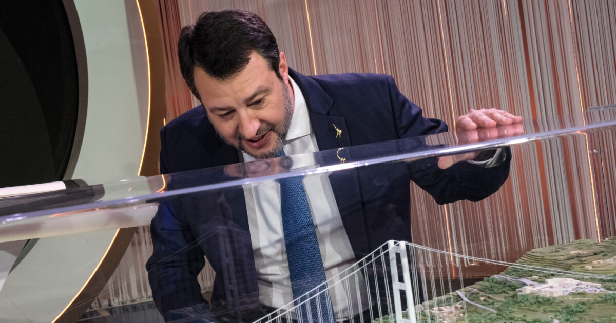 Ponte sullo Stretto, nuova lettera della commissione Ue per chiedere “chiarimenti” sull’impatto ambientale