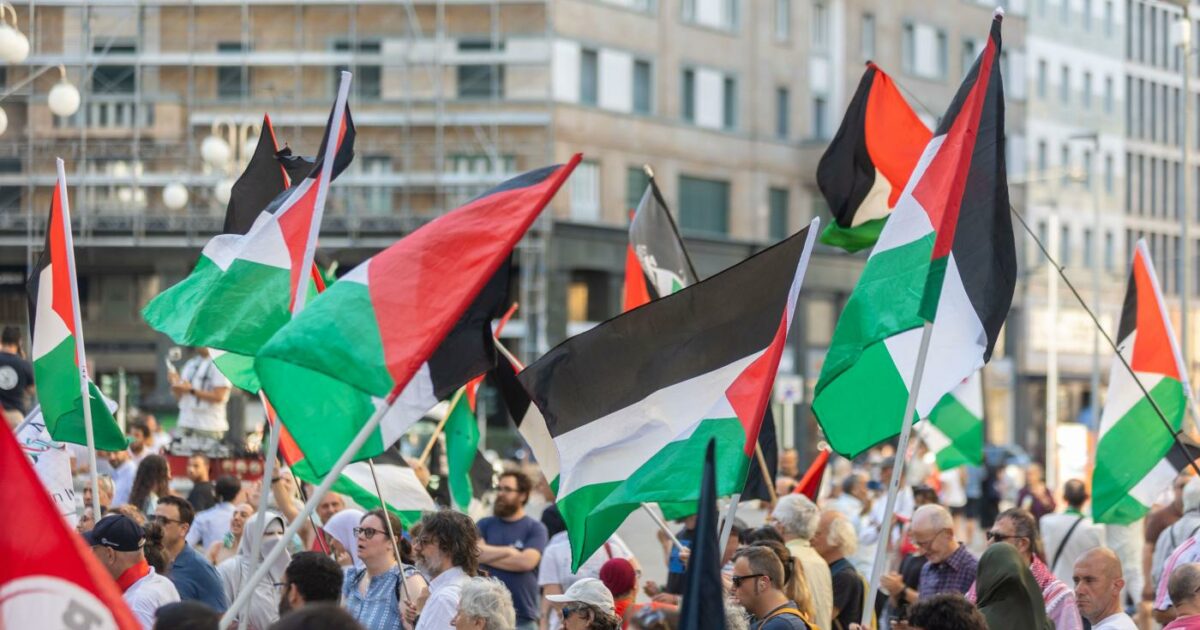 Sciopero generale per Gaza il 22 settembre, oltre 60 manifestazioni previste. L’Usb: “Bloccheremo il Paese” Sciopero generale per Gaza il 22 settembre, oltre 60 manifestazioni previste. L’Usb: “Bloccheremo il Paese”