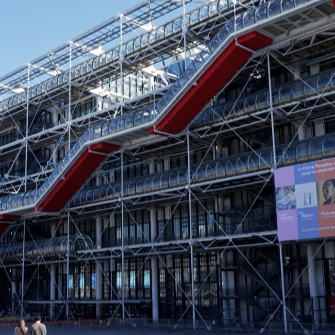 Il Centre Pompidou di Parigi chiude per cinque anni: 460 milioni di euro per rimettere a nuovo la struttura di Renzo Piano e Richard Rogers