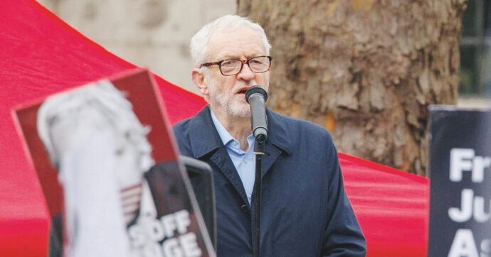 Disastro a sinistra, il  partito rosso di Corbyn va in frantumi appena 2 mesi dopo la nascita