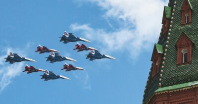 Copertina di Jet russi in Estonia, Mosca nega. Ue: “Serve maggiore sicurezza”