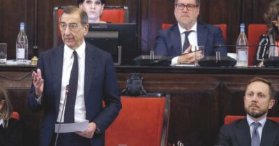 Copertina di Assessore e pure banchiere. I conflitti del delfino di Sala