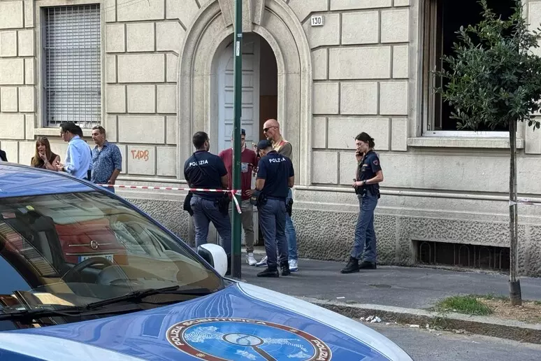 ucciso e bruciato per timore che diffondesse un video hot tre fermi per l8217omicidio del cognato del boss della mafia turca
