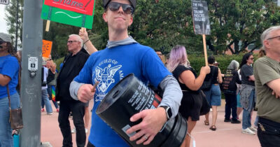 Copertina di Show di Jimmy Kimmel cancellato, l’ira dei lavoratori dello spettacolo davanti alla Disney: “I vostri diritti sono i prossimi”