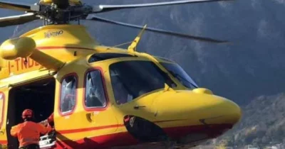 Copertina di Precipita per 80 metri mentre sale in cordata sulle Dolomiti: morto alpinista di 36 anni