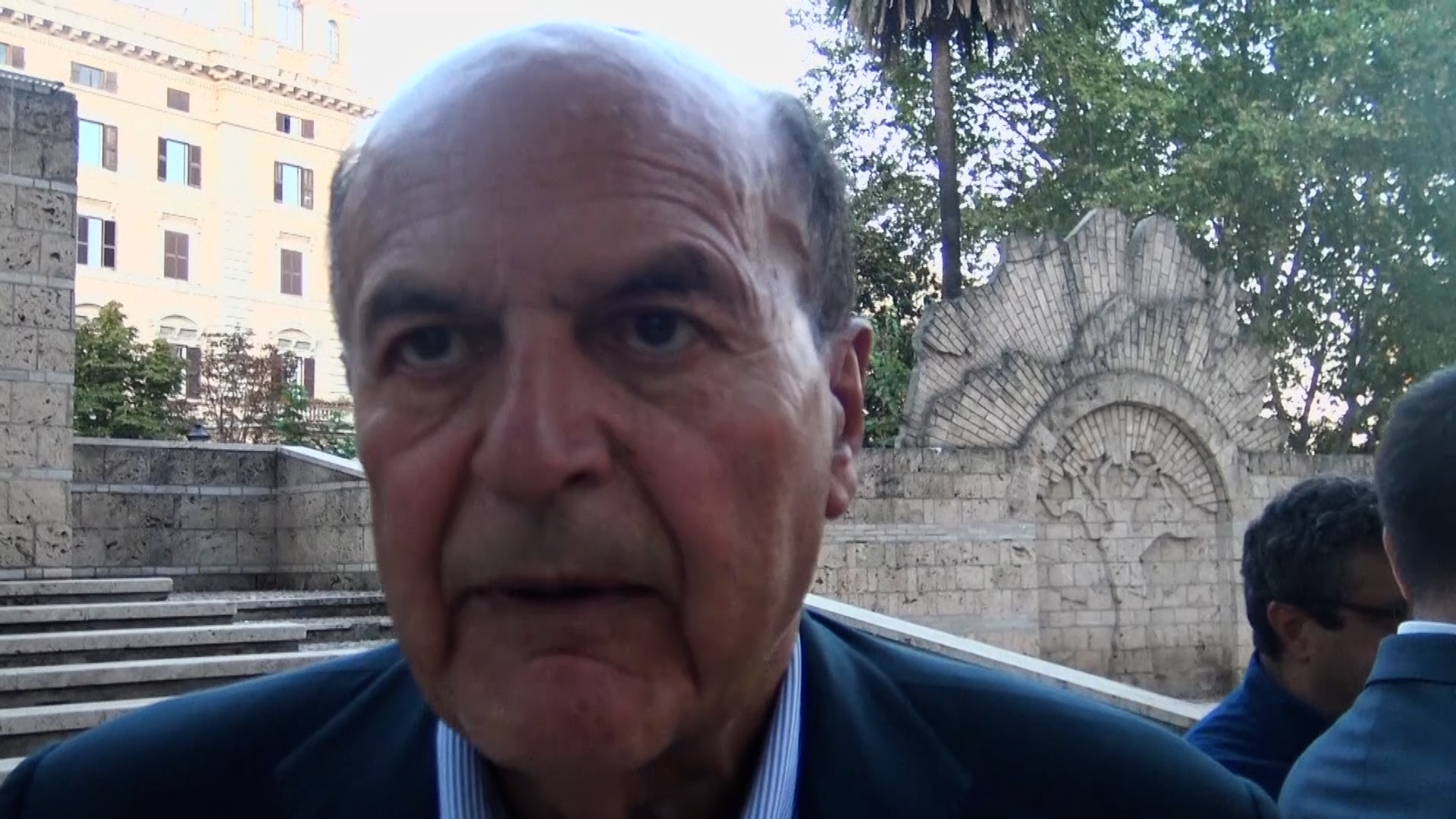 Bersani: “Invasione di Gaza City? Vergogna che non ci sia una reazione. Iacchetti? Ha detto ciò che c’è nel cuore degli italiani” Bersani: “Invasione di Gaza City? Vergogna che non ci sia una reazione. Iacchetti? Ha detto ciò che c’è nel cuore degli italiani”