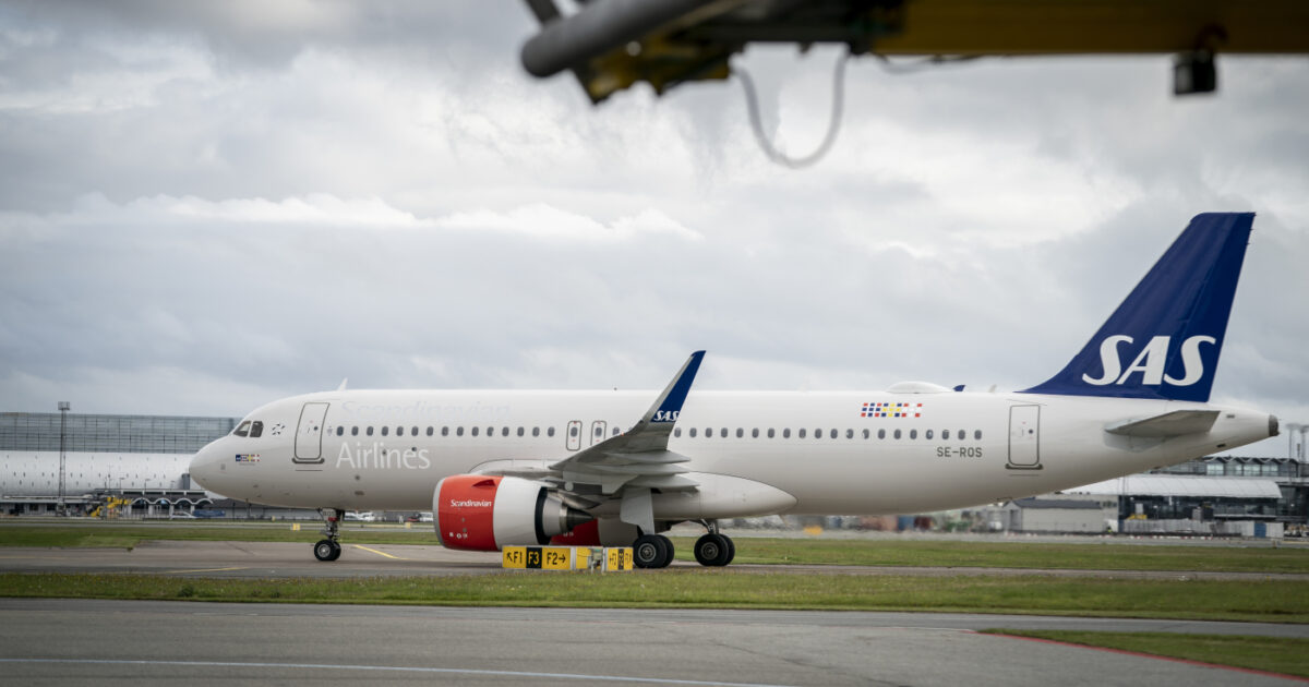 “Droni sorvolano l’aeroporto di Copenaghen”: traffico aereo sospeso e voli dirottati “Droni sorvolano l’aeroporto di Copenaghen”: traffico aereo sospeso e voli dirottati