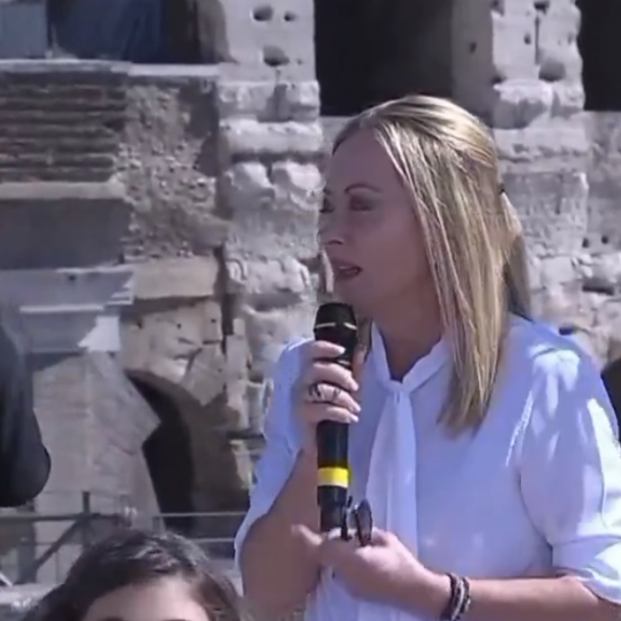 Molte polemiche, poco pubblico per RaiUno: quando Mara Venier si collega con Giorgia Meloni (& Co.) a Domenica In, gli spettatori sono 1.909.000 (16% di share)