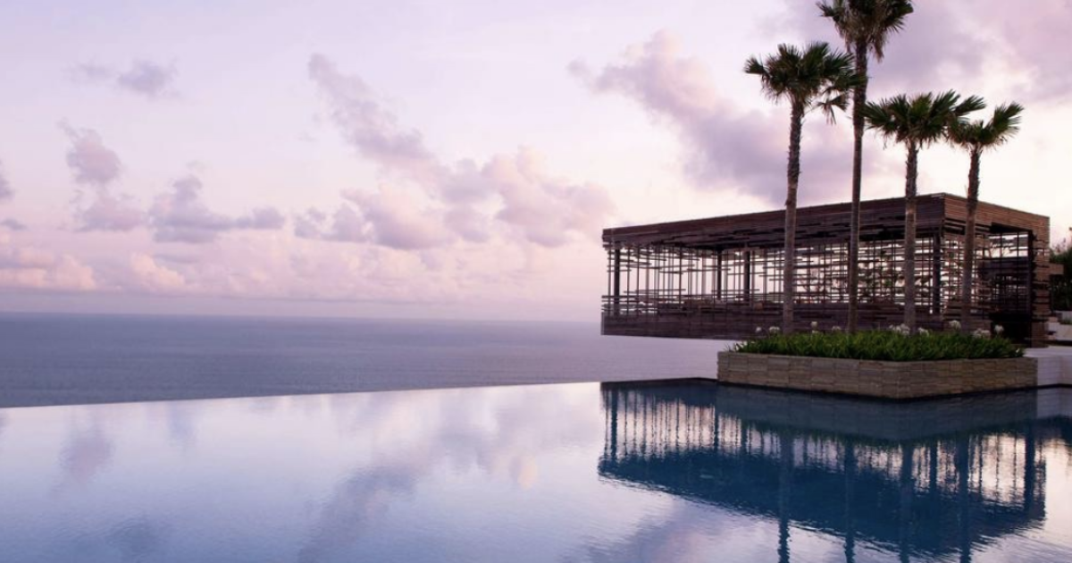 “Ho deciso di far saltare il viaggio di nozze. Mia moglie compra cose inutili online e non ha soldi per pagare la sua parte”: il post su Reddit scatena i commentatori