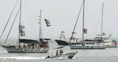 Copertina di Israele provoca: “La Flotilla è  Hamas, lasci qui gli aiuti e riparta”