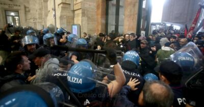Copertina di Permesso per la scuola ai 17enni ai domiciliari