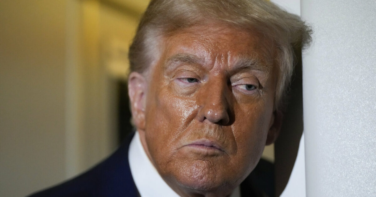 Trump blocca il dissenso negli Usa con un ordine esecutivo (senza basi legali e contro un gruppo che non esiste): “Antifa è organizzazione terroristica”
