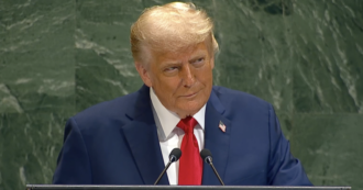Copertina di Trump all’Onu, il gobbo non funziona: “Non mi dispiace, parlerò con il cuore. Ma qualcuno è nei guai…”