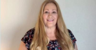 Copertina di “Sono morta due volte, l’ultima ho litigato con Dio, gli ho urlato: ‘Diavolo, no non posso stare qui’. E’ stato Gesù a riportarmi in vita”: la storia di Pegi Robinson