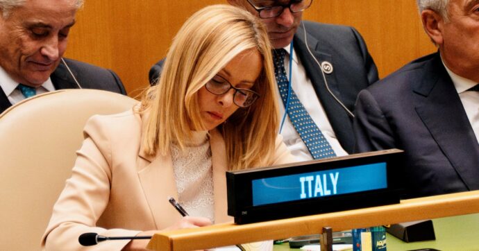 Gaza, Meloni è all’angolo: adesso apre al riconoscimento della Palestina