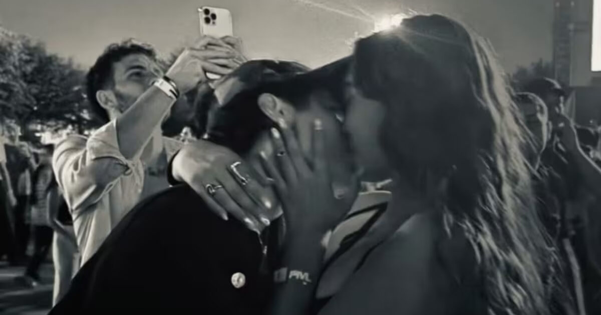 sei tu la cura di tutto il bacio e l8217amore tra antonia nocca e senza cri di amici di maria de filippi