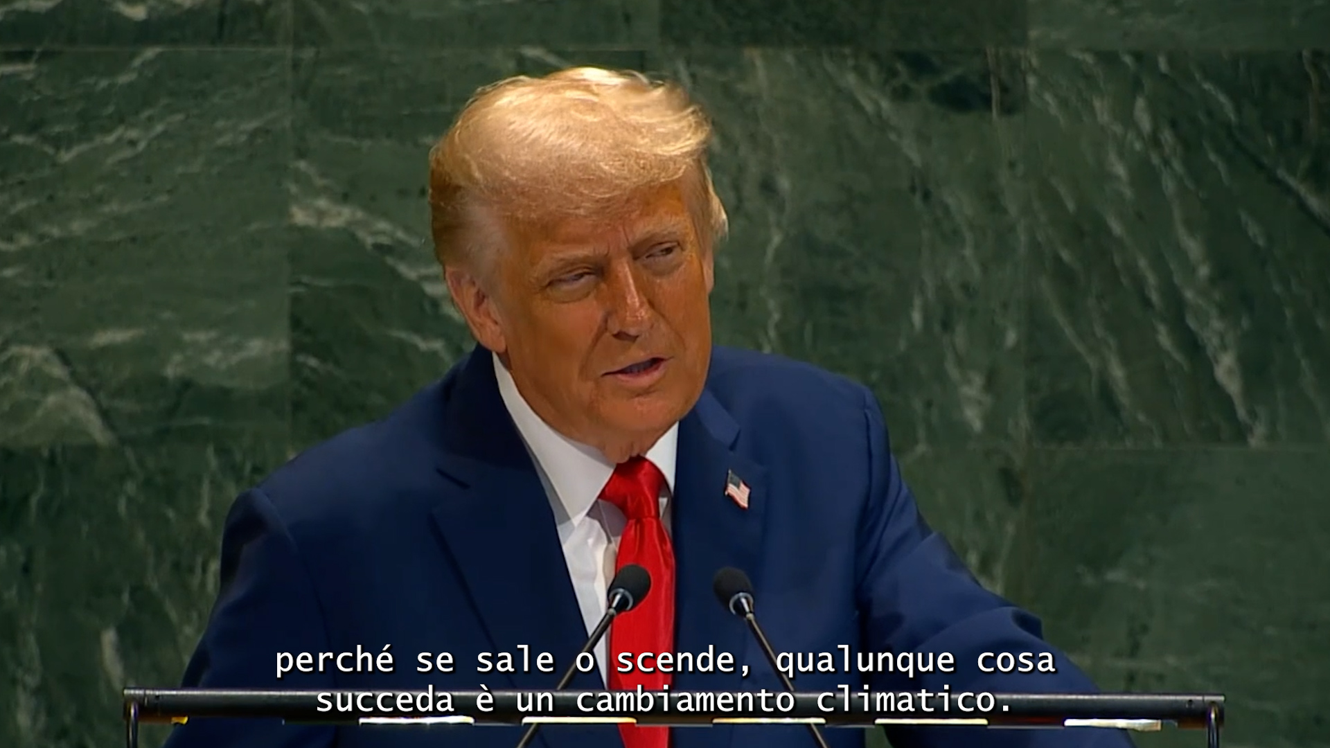 Trump contro l’ambientalismo: “Il cambiamento climatico è una truffa. Dissero che avrebbe causato una catastrofe, ma eccoci qua”