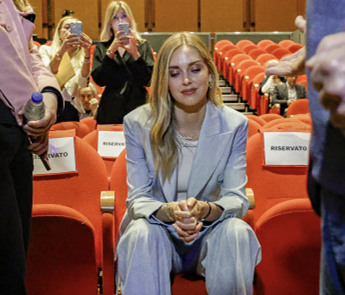 Chiara Ferragni a processo: due Associazioni dei consumatori contro, una donna tratta il risarcimento. Rinviata al 4 novembre la decisione sulle parti civili