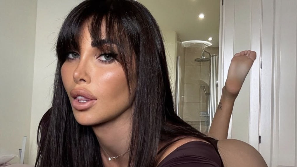 “Il catcalling? Lo adoro tantissimo. Questa estate ad Ibiza un calciatore mi ha offerto 10mila euro per fare sesso”: lo rivela Martina Bacci, modella di OnlyFans