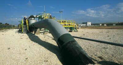 Copertina di Gela e il triste record di tumori e malformazioni. La Regione taglia i posti letto e la gente scende in piazza